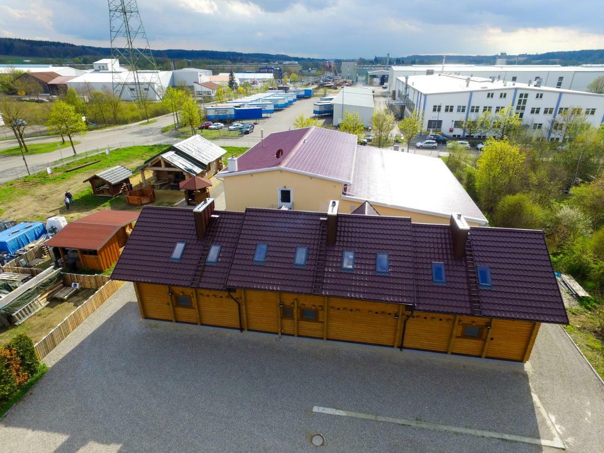 Drei Baeren Inn Aichach Eksteriør billede
